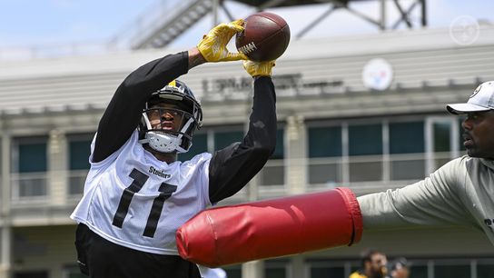 Steelers' Kenny Pickett Enthusiastic About What He Has Seen From Allen Robinson In 2023 (Allen Robinson)